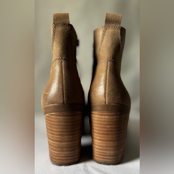 Lucky Brand Size 10 Women’s Leather Tan Heeled Booties. - Picture 13 of 16